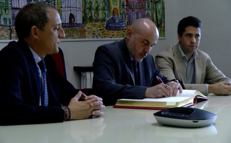 L’AJUNTAMENT DE LA SEU D’URGELL GESTIONARÀ L’IMMOBLE OCUPAT DAVANT LA SALLE