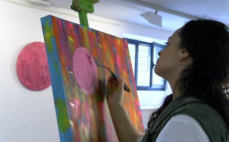 CREACIÓ EN DIRECTE A L’EXPOSICIÓ ‘PERFECTES IMPERFECCIONS’