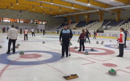 L'EQUIP SUEC ES PROCLAMA GUANYADOR INVICTE DEL 17è TROFEU DE CÚRLING VILA DE PUIGCERDÀ