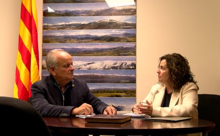 REUNIÓ CORDIAL DE SÍLVIA ROMERO I RAMON JORDANA AL CONSELL COMARCAL DEL PALLARS JUSSÀ
