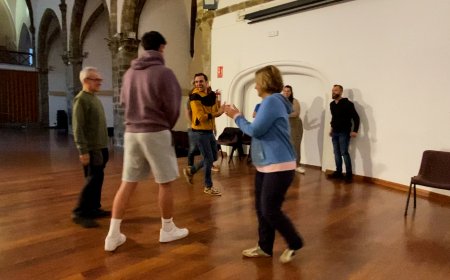 LA SETMANA CULTURAL DE L’EOI DONA EL TRET D’INICI AL CURS