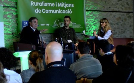 ESTAMARIU ACULL UNA JORNADA PER A POSAR EN COMÚ RURALISME I MITJANS DE COMUNICACIÓ