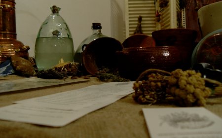 LA FIRA CONSCIENCIA’T POSA SOBRE LA TAULA SALUT, ESOTERISME I TERÀPIES COMPLEMENTÀRIES