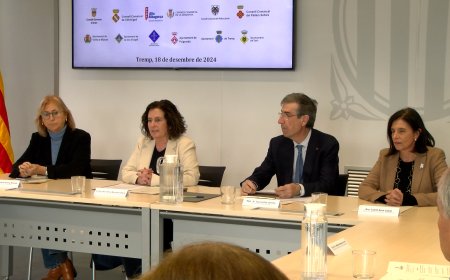 LES INSTITUCIONS DE L’ALT PIRINEU I ARAN I LA UdL SIGNEN EL COMPROMÍS DEL GRAU D’INFERMERIA 2025-26 A TREMP