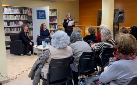 MARIA BARBAL PRESENTA A TREMP LA SEVA DARRERA OBRA ‘PERIPÈCIES’