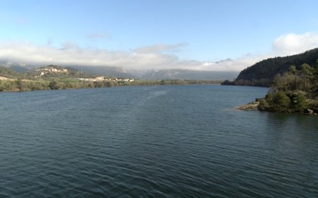 EL PANTÀ DE RIALB FREGA EL PLE, PER PRIMERA VEGADA, DESPRÉS DE VINT-I-CINC ANYS D’HISTÒRIA