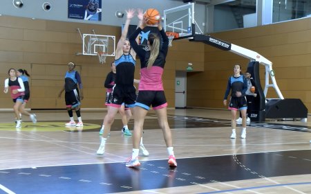 ÚLTIM DESPLAÇAMENT DEL CADÍ LA SEU DAVANT L’ARASKI QUE ES JUGA LA PERMANÈNCIA