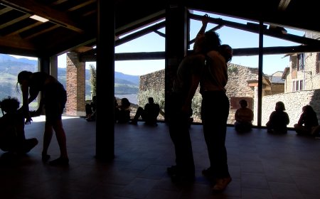 JOVES DE CATALUNYA, IRLANDA I GAL·LES ES FORMEN EN TEATRE A ESTAMARIU