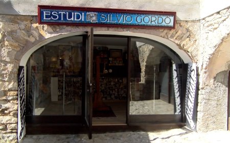 LA FOTOGRAFIA ÉS EL10è ESPAI DE LES BOTIGUES-MUSEU DE SALÀS