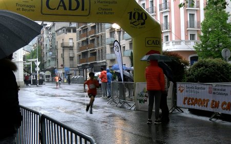 EL CROS DE PRIMAVERA RESISTEIX LA PLUJA A LA SEU D’URGELL