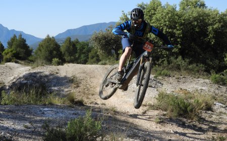 CICLISTES DE TOTES LES EDATS PARTICIPEN A LA TAMPANADA