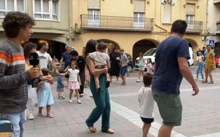 Les danses tradicionals es fan lloc als carrers de la Seu: Connecta Lleida Pirineus 02-07-2025