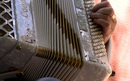 COMENÇA LA TROBADA AMB ELS ACORDIONISTES DEL PIRINEU