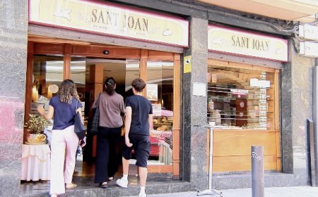 PICTOGRAMES ALS COMERÇOS DE LA SEU PER AFAVORIR LA INCLUSIÓ