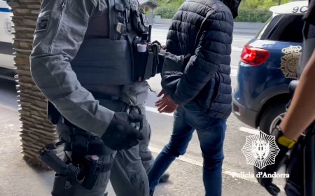 LA POLICIA ANDORRANA EXTRADIU A LA FRONTERA DEL RIU RUNER UN DETINGUT BUSCAT PER XILE