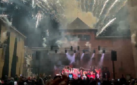 MULTITUDINARI CORREFOC A LA SEU D’URGELL