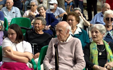 TREMP HOMENATJA 156 AVIS I ÀVIES DE MÉS DE 90 ANYS