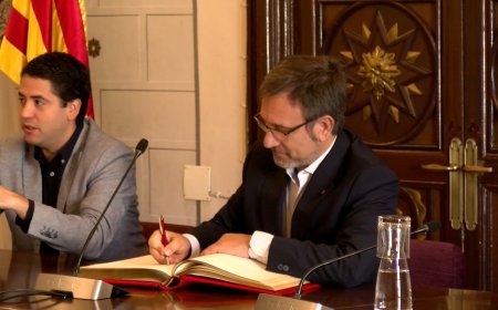 EL CONSELLER DE POLÍTICA LINGÜÍSTICA DEFENSA ESPAIS DE REFLEXIÓ SOBRE EL CATALÀ