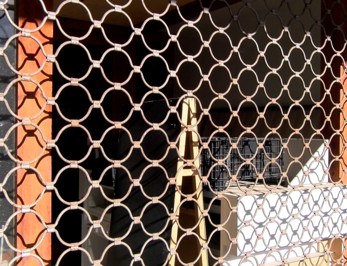 PUIGCERDÀ SUSPÈN LA TRAMITACIÓ DE LLICÈNCIES DE CERTES ACTIVITATS COMERCIALS