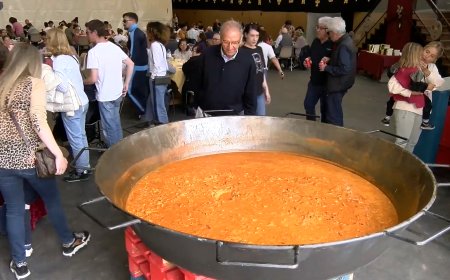 LLÍVIA OBRE UNA BORSA DE VOLUNTARIS PER PROMOURE EL TEIXIT ASSOCIATIU