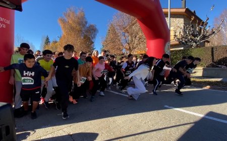 MÉS DE 450 ALUMNES DE L’INSTITUT PERE BORRELL PARTICIPEN AL CROSS SOLIDARI