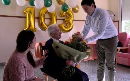 PAQUITA ARGELAGUES ALTABLE COMPLEIX 103 ANYS