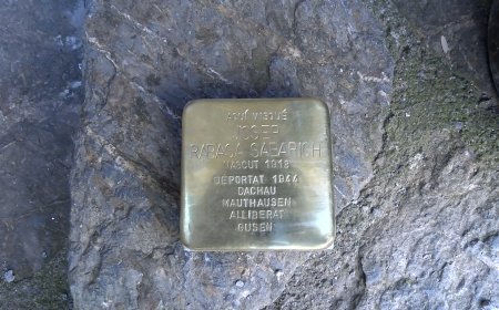 SORT HOMENATJA QUATRE FILLS DEL MUNICIPI DEPORTATS A CAMPS NAZIS