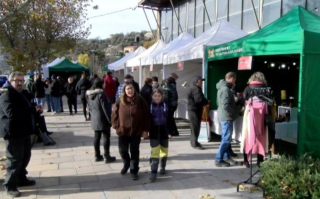LA FIRA DE NADAL DE LA POBLA DE SEGUR ESTRENA NOVA UBICACIÓ