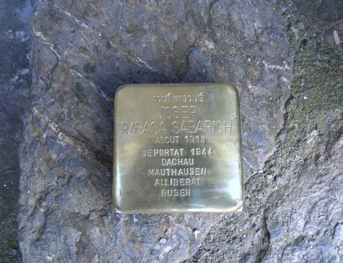 SORT HOMENATJA QUATRE FILLS DEL MUNICIPI DEPORTATS A CAMPS NAZIS