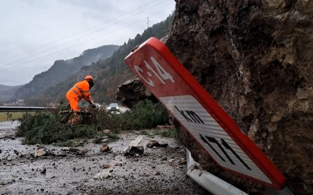 UN DESPRENIMENT AFECTA LA C-14 AL MUNICIPI DE RIBERA D’URGELLET