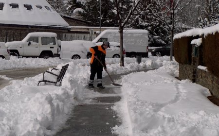 PUIGCERDÀ ES PLANTEJA CANVIAR LA SAL PER CLORUR DE CALCI EN EPISODIS DE NEU I GEL