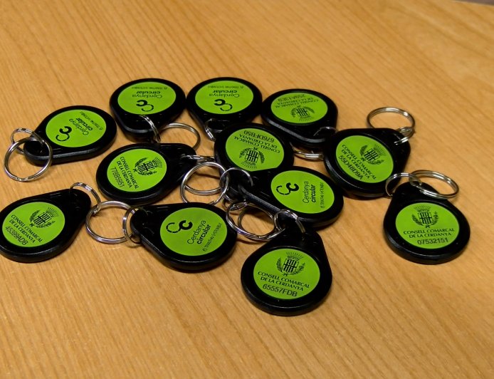 CRIDA A RECOLLIR ELS CLAUERS PER UTILITZAR ELS CONTENIDORS INTEL·LIGENTS