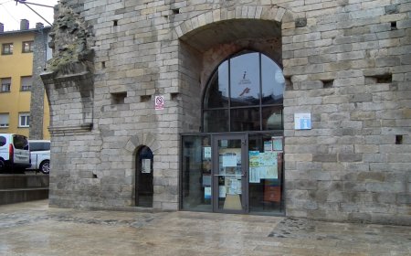 PUIGCERDÀ MILLORA LA IL·LUMINACIÓ INTERIOR DEL CAMPANAR I REPARA DESPERFECTES