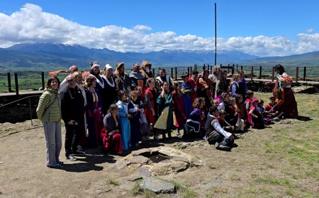 LLÍVIA CELEBRA LA FESTA DEL CASTELL AMB MOLT BONA PARTICIPACIÓ