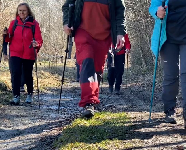 EL CLUB EXCURSIONISTA DE CERDANYA PREPARA UNA TROBADA PER NETEJAR CARRERS I CAMINS DE PUIGCERDÀ