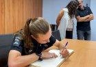 LLÍVIA RET HOMENATGE A LA CICLISTA LOCAL PAULA BLASI QUE ACABA DE GUANYAR LA VUELTA