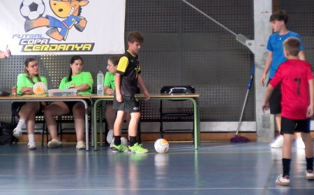 PROP DE 500 PERSONES ENTRE JUGADORS I EQUIP TÈCNIC PARTICIPEN A LA 15a FUTSAL COPA CERDANYA