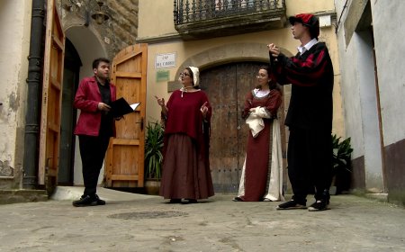 UNA VISITA TEATRALITZADA REVIU ALGUNS DELS EPISODIS DE LA HISTÒRIA DE PERAMOLA