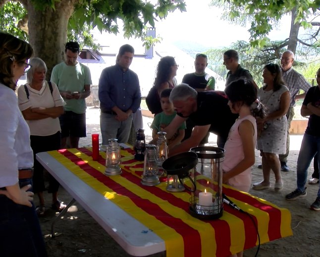 LA FLAMA DEL CANIGÓ ENCÉN LA REVETLLA DE SANT JOAN A L’ALT URGELL