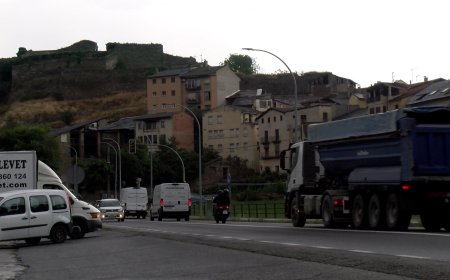 JUNTS PER LA SEU RECLAMA L’EXECUCIÓ DEL NOU PAS DE VIANANTS A CASTELLCIUTAT