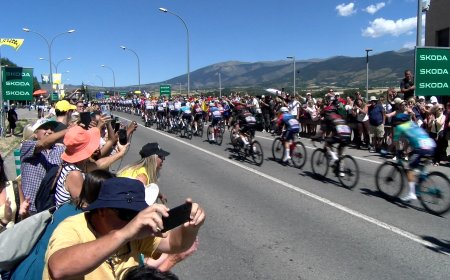  PUIGCERDÀ VIU UN PAS DEL TOUR DE FRANÇA MULTITUDINARI