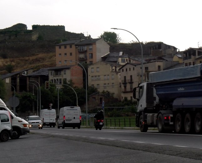 JUNTS PER LA SEU RECLAMA L’EXECUCIÓ DEL NOU PAS DE VIANANTS A CASTELLCIUTAT