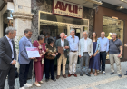 LA LLIBRERIA VILADESAU DE PUIGCERDÀ REP EL GUARDÓ ALS ESTABLIMENTS HISTÒRICS