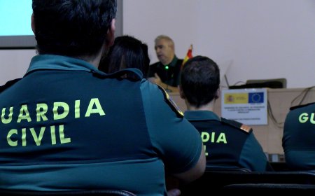 AGENTS DE LA GUÀRDIA CIVIL ES FORMEN A LA SEU D’URGELL EN VIGILÀNCIA DE FRONTERES
