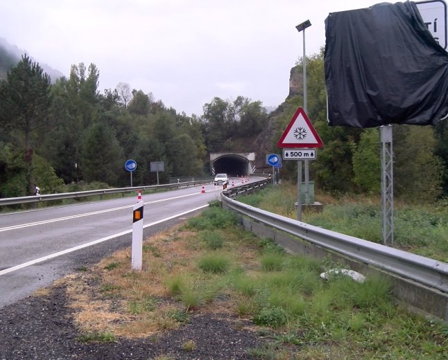 EL PONT I EL TÚNEL DE SANT MARTÍ DELS CASTELLS A L’N-260, SENSE DATA DE REOBERTURA