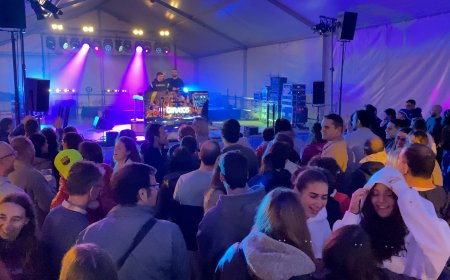 LA GIRA RAC105 FA PARADA A LA SEU D’URGELL PER CELEBRAR ELS 25 ANYS DE CADENA PIRENAICA
