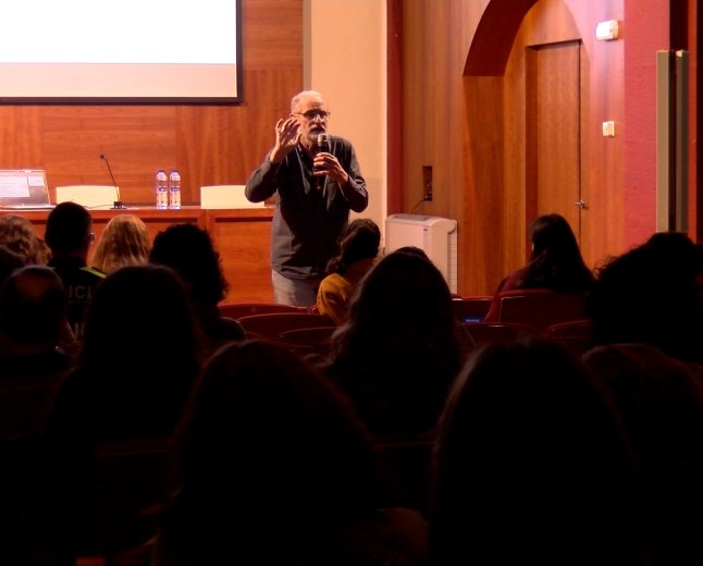 TRENCAR ESTIGMES I DOTAR D’EINES A LA CIUTADANIA PER COMPRENDRE MILLOR LA SALUT MENTAL